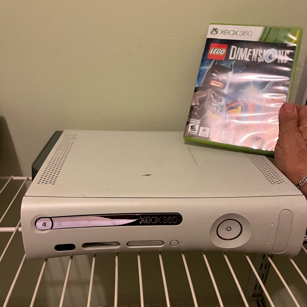 XBOX 360 Console with XBOX Lego’s Dimension game